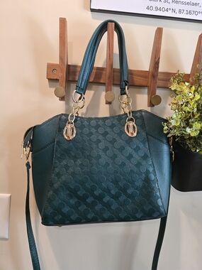 🔥 Elegant Teal Women’s Tote Bag with Gold Hardware